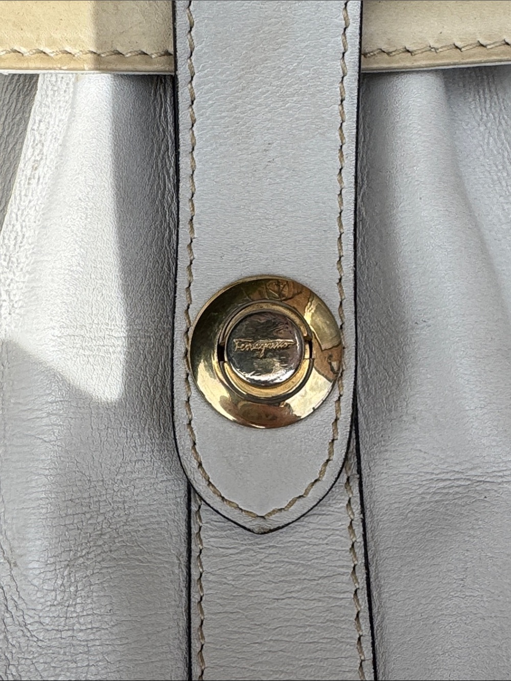 SALVATORE FERRAGAMO FIRENZE LEATHER CREAM SHOULDER CLUTCH PURSE BAG ITALY VTG - Picture 11 of 17